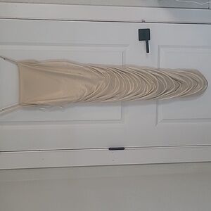 Bebe Cream Ruched Drrss